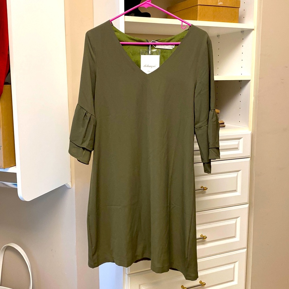 Olive green dress in medium. Never worn. NWT.